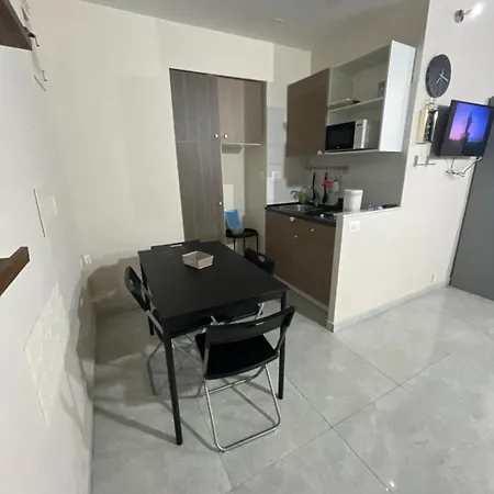Vincent's House * Naples